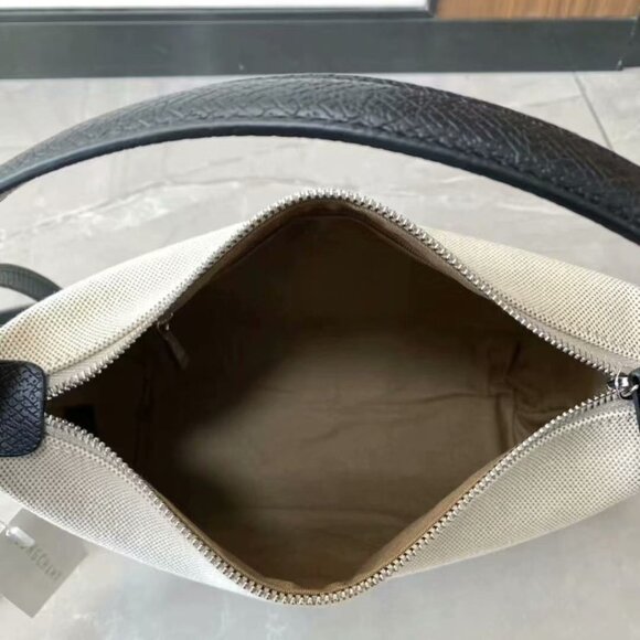 Longqi classic canvas bag under the armpit - Picture 5 of 7